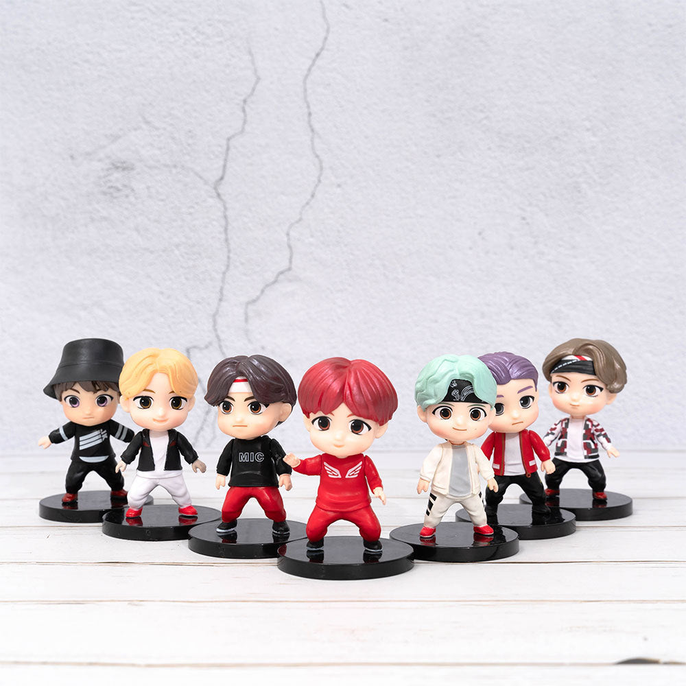 Bts mini 2024 figure doll