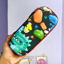 Load image into Gallery viewer, Boys 3D Smiggle Pouch - Tinyminymo
