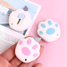 Load image into Gallery viewer, Mini Cat Paw Paper Cutter - Tinyminymo
